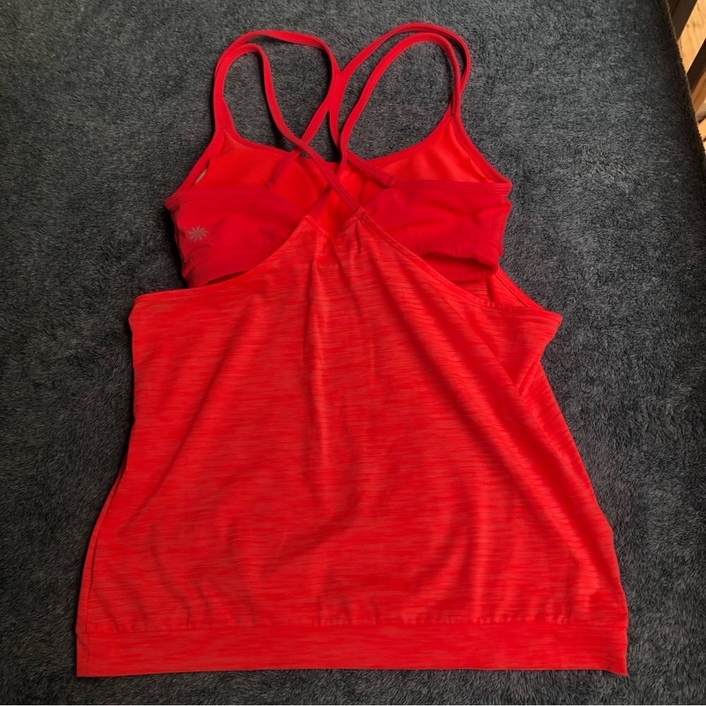 ***SOLD***Women’s Athleta workout athletic tank - Picture 6 of 12
